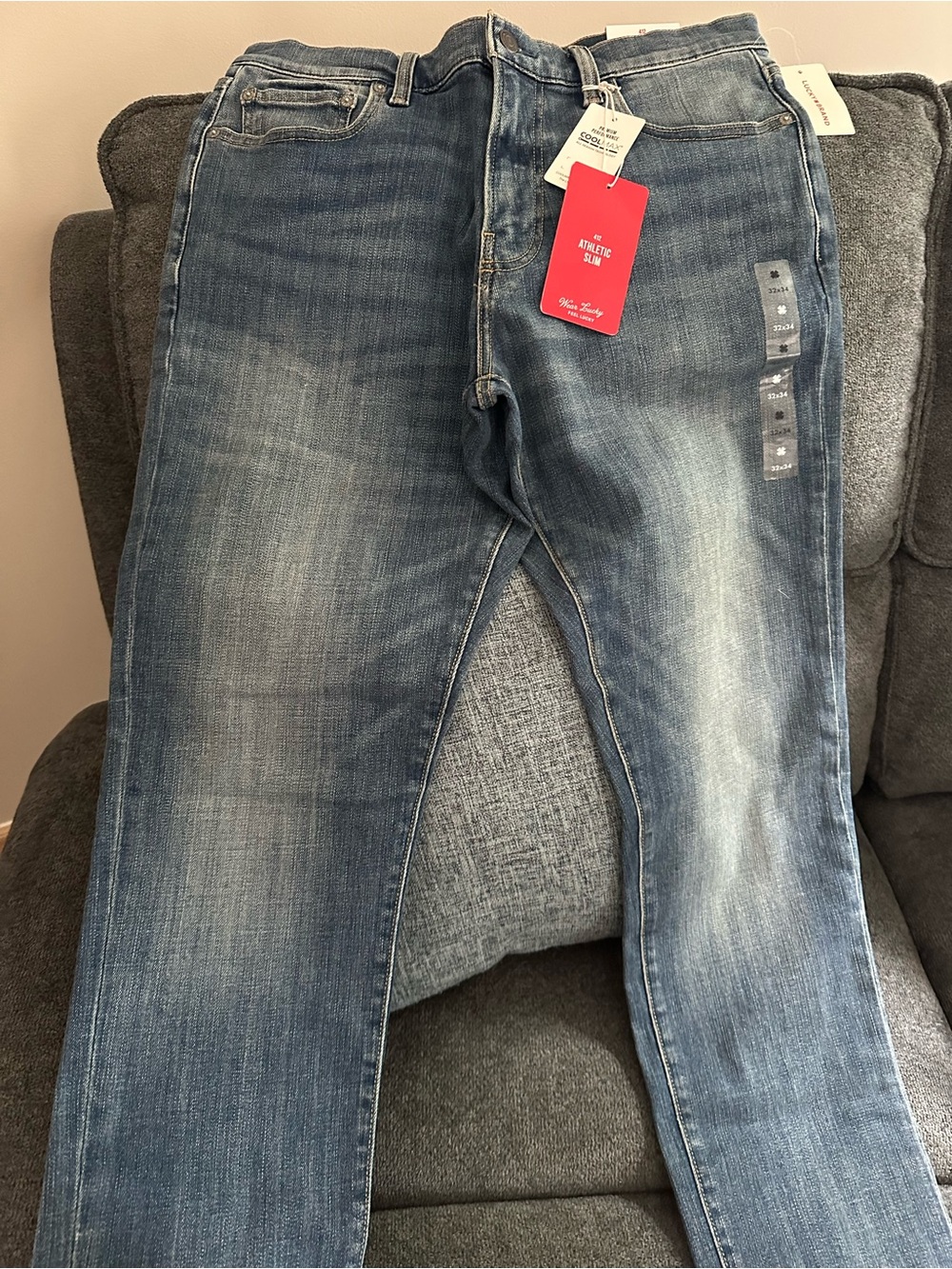 Lucky Brand Men's Faded Blue Slim-Straight Jeans
